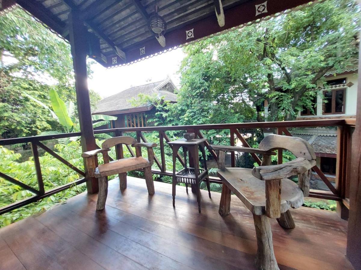 Awara Signature House Hotel Chiang Mai Exterior foto